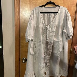 Magnolia Pearl Light Gray Tunic with Ruffle Hem